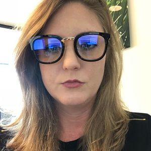 Meet your Posher, Julie